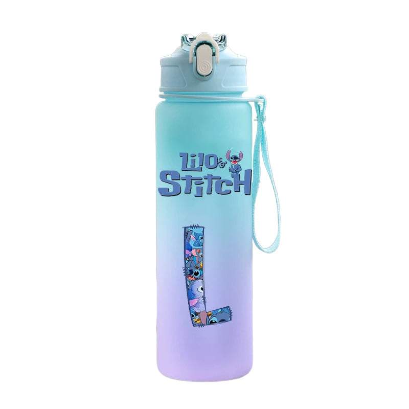 Garrafa de água com estampa de letras A-Z Lilo Stitch de 750ML, grande capacidade, portátil, desenho animado, anime, esporte ao ar livre, copo de água, presente para criança