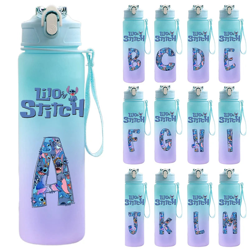 Garrafa de água com estampa de letras A-Z Lilo Stitch de 750ML, grande capacidade, portátil, desenho animado, anime, esporte ao ar livre, copo de água, presente para criança